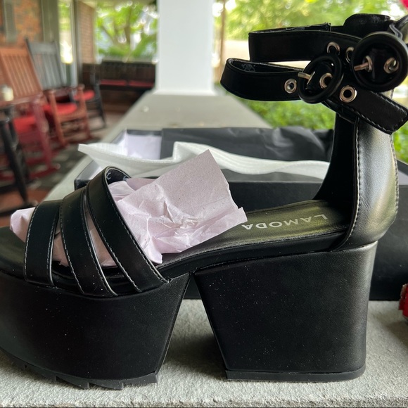 Lamoda-Hustler Music Chunky Platform Sandals - Picture 1 of 7